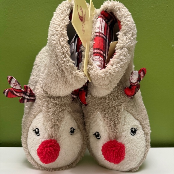 Holiday Reindeer Sherpa Slipper Boot - Picture 1 of 6